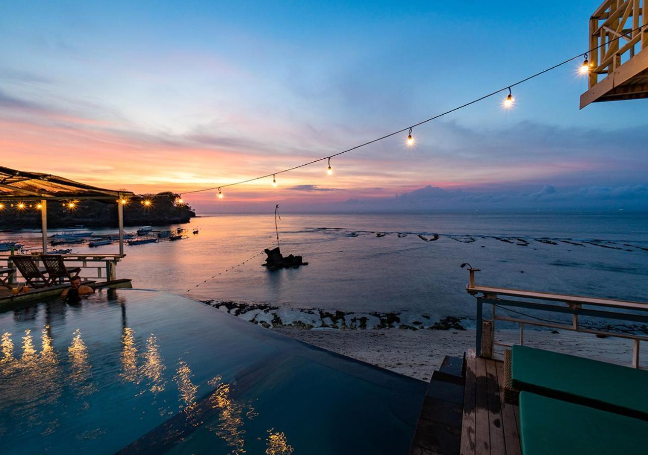 Mushroom Beach Bungalows Nusa Lembongan  Exterior photo